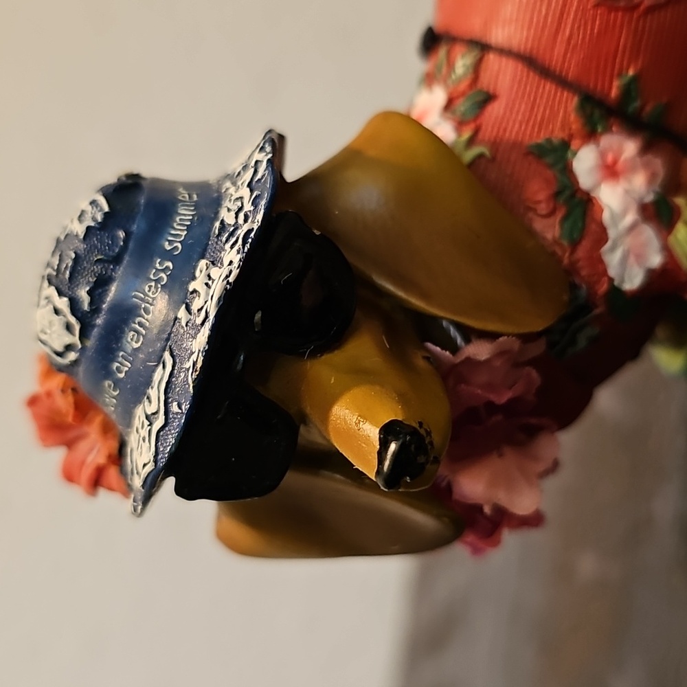 Westland Hot Diggity Long Hot Summer Weiner Hawaiian Dachshund Dog Figurine - Picture 9 of 13